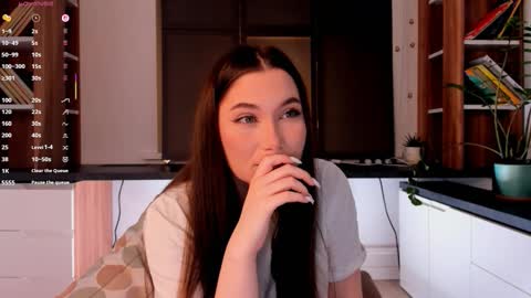 Lucy online show from 09.08.25