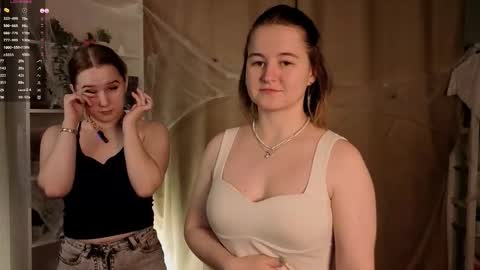 Snapshot of mauddenmon chatting on 10.29.25 Lucy online show from 10.29.25