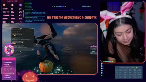 Snapshot of maudlinbrat chatting on 10.11.25 maudLin online show from 10.11.25