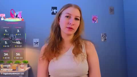 Snapshot of maureencoombs chatting on 11.09.25 maureencoombs online show from 11.09.25