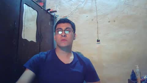 Snapshot of maurodirty chatting on 03.05.25 Mauro online show from 03.05.25