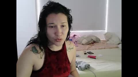 Snapshot of mauroluxandra chatting on 10.12.25 mauroluxandra online show from 10.12.25