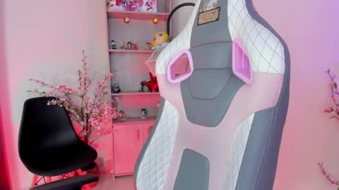 Snapshot of mavi_boo chatting on 02.25.26 Mavi online show from 02.25.26