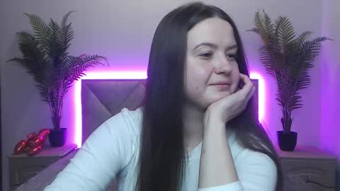 Snapshot of mavkacute chatting on 10.10.25 MavkaCute online show from 10.10.25