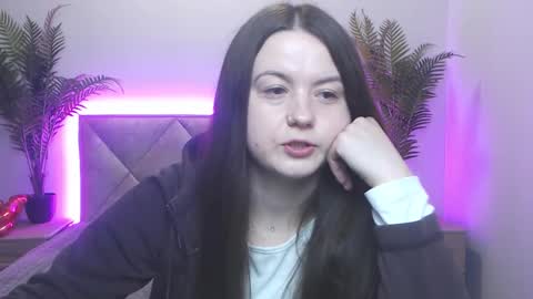 Snapshot of mavkacute chatting on 10.11.25 MavkaCute online show from 10.11.25