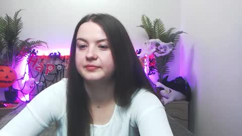 Snapshot of mavkacute chatting on 10.28.25 MavkaCute online show from 10.28.25