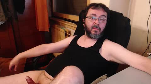 Max online show from 10.16.25