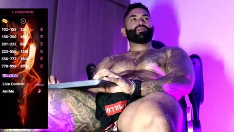 max__prada online show from 10.26.25