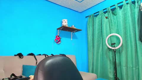 max_brown21 online show from 01.28.25