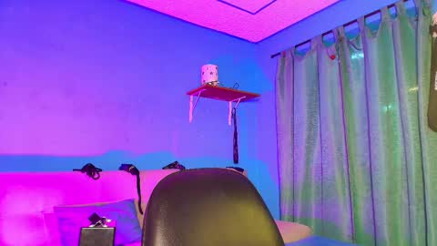 max_brown21 online show from 01.29.25