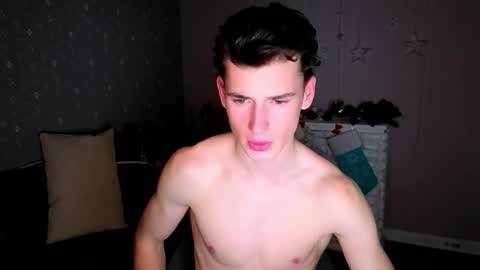 Snapshot of max_foks chatting on 01.05.26 Max online show from 01.05.26