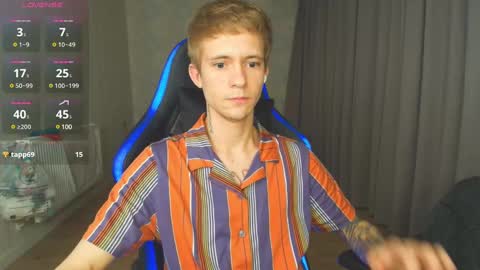 Max Gen with tats 24years  And Ethan without tats 20 years online show from 12.23.24