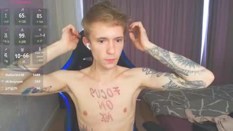 Max Gen with tats 24years  And Ethan without tats 20 years online show from 01.28.25