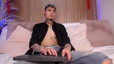 Max online show from 02.18.26