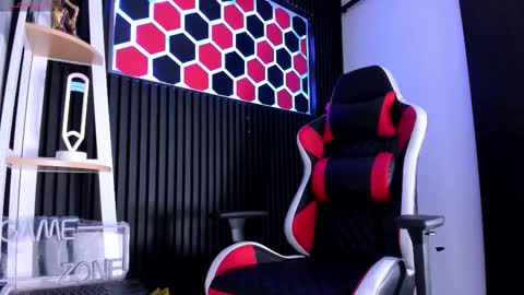 Max online show from 03.14.26