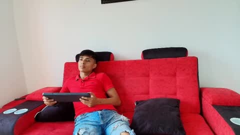 max_latin_ online show from 01.14.25