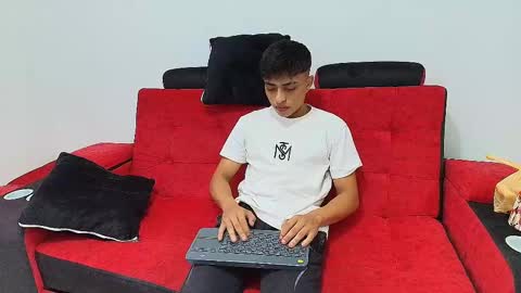 max_latin_ online show from 01.17.25