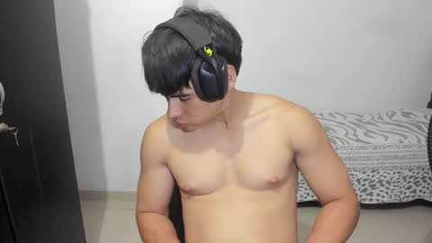 Snapshot of max_miller66 chatting on 11.17.25 Max online show from 11.17.25