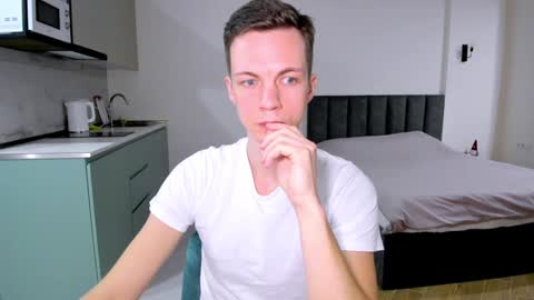 Max  online show from 01.21.25