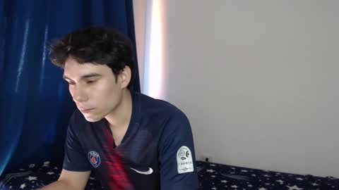 Snapshot of max_snow1616 chatting on 10.05.25 max_snow1616 online show from 10.05.25