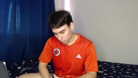 Snapshot of max_snow1616 chatting on 10.10.25 max_snow1616 online show from 10.10.25