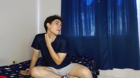 Snapshot of max_snow1616 chatting on 10.26.25 max_snow1616 online show from 10.26.25