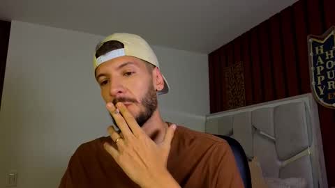 Max Taylor online show from 11.18.25