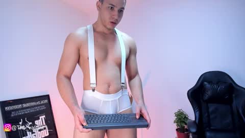 Snapshot of max_valiant1 chatting on 02.15.26 max_valiant1 online show from 02.15.26