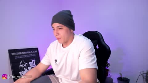 Snapshot of max_valiant1 chatting on 02.18.26 max_valiant1 online show from 02.18.26