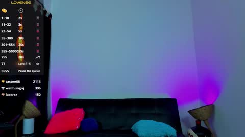 MAX     online show from 12.22.25