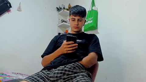 Max online show from 01.06.25