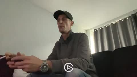 Max online show from 11.10.25