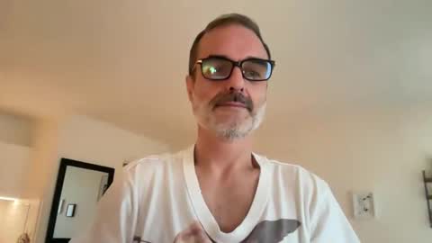 Max Mikado online show from 01.23.25