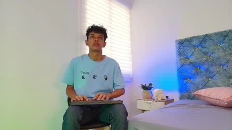 Snapshot of maxfrost_1 chatting on 12.21.25 M A X F R O S T online show from 12.21.25