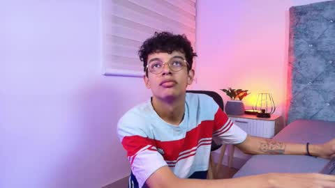 Snapshot of maxfrost_1 chatting on 01.08.26 M A X F R O S T online show from 01.08.26