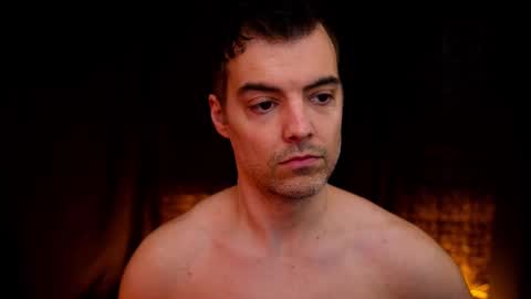 Snapshot of maxhughes chatting on 11.04.25 Max Hughes online show from 11.04.25