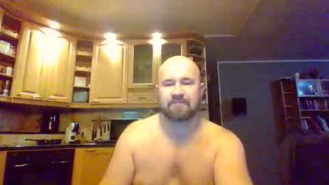 Snapshot of maxhunter chatting on 10.23.25 maxhunter online show from 10.23.25