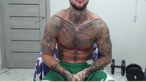 Snapshot of maxi_foxxx chatting on 11.10.25 Maximus Fox online show from 11.10.25