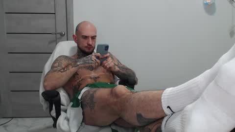 Maximus Fox online show from 04.09.26