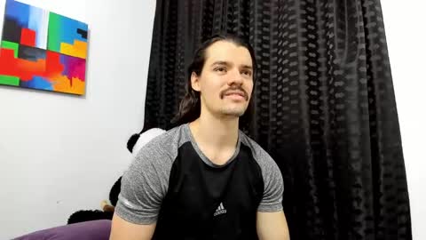 Snapshot of maxi_styles chatting on 10.04.25 Alex online show from 10.04.25