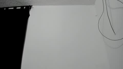 Snapshot of maxi_styles chatting on 10.12.25 Alex online show from 10.12.25