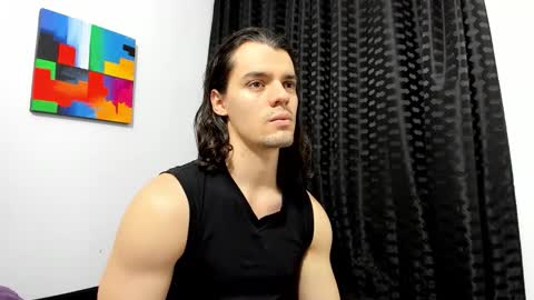 Snapshot of maxi_styles chatting on 10.16.25 Alex online show from 10.16.25