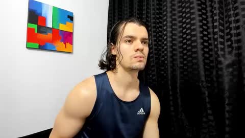 Snapshot of maxi_styles chatting on 11.12.25 Alex online show from 11.12.25