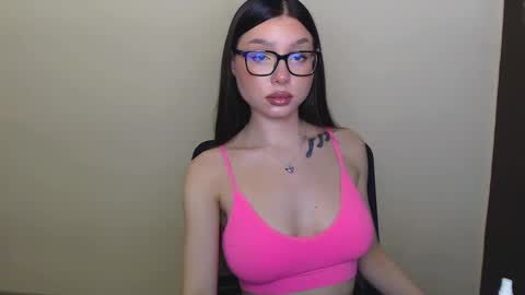 Snapshot of maxi_sweetheart chatting on 12.08.24 Joanna online show from 12.08.24