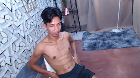 Reyn online show from 02.16.25