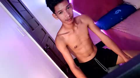 Reyn online show from 10.09.25