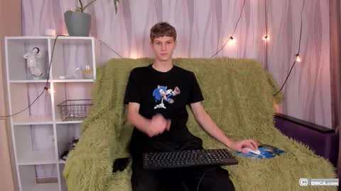 Snapshot of maxim_burn chatting on 02.13.26 maxim burn online show from 02.13.26