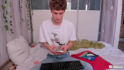 Snapshot of maxim_burn chatting on 02.21.26 maxim burn online show from 02.21.26