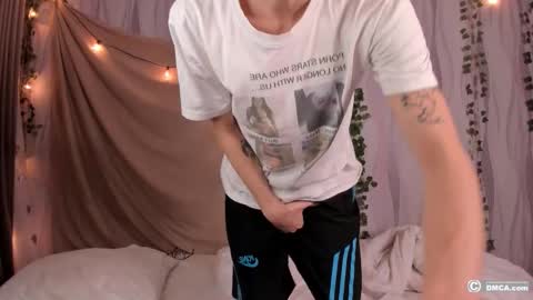 Snapshot of maxim_burn chatting on 02.24.26 maxim burn online show from 02.24.26