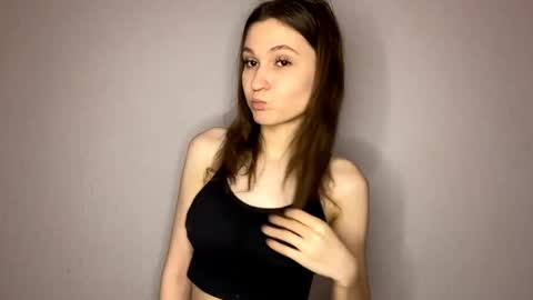 Snapshot of maximaboamah chatting on 05.14.26 July online show from 05.14.26